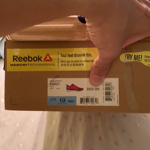 MEN’s REEBOK Running Shoe (RED) size 10 - Picture 7 of 7